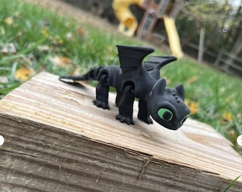 Toothless night fury how to train your dragon articulated flexi fidget toy