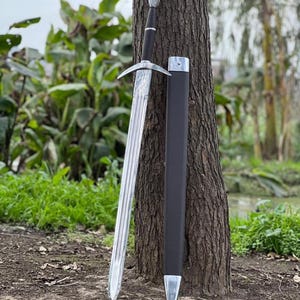 Handmade Carbon Steel Viking Sword: Hunting, Medieval Style