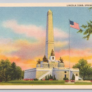 Vintage Postcard, Abraham Lincoln&#39;s Tomb at Oak Ridge Cemetery, Springfield Illinois, 1940s unposted