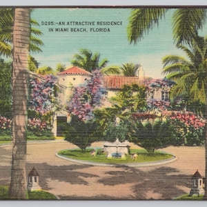 Vintage Postcard, An Attractive Residence in Miami Beach Florida, c1940s unposted