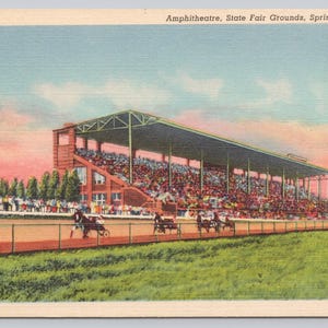 Vintage Postcard, Horse Racing at the Illinois State Fair Grounds Amphitheatre, Springfield Illinois, 1940s unposted
