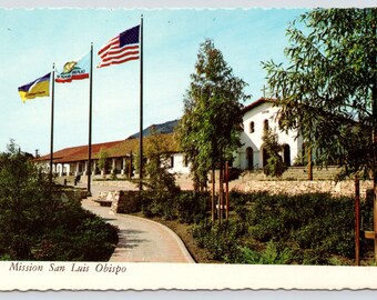 Vintage Postcard, Mission San Luis Obispo de Tolosa, Downtown San Luis Obispo California, c1970s 4x6 unposted
