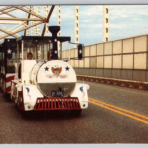 Vintage Postcard, Soo Tour Train on the International Bridge, Soo Locks, Sault Ste. Marie Michigan, c1960s unposted