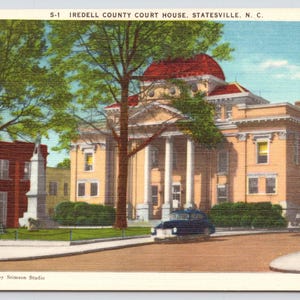 Vintage Postcard, Iredell County Court House, Statesville North Carolina, c1940s unposted