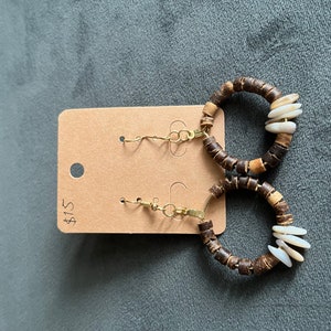 wood n Beach shell earring