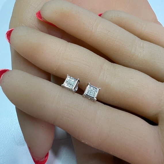 c. 2000 14k Gold & Diamond Invisibly Set Princess… - image 1