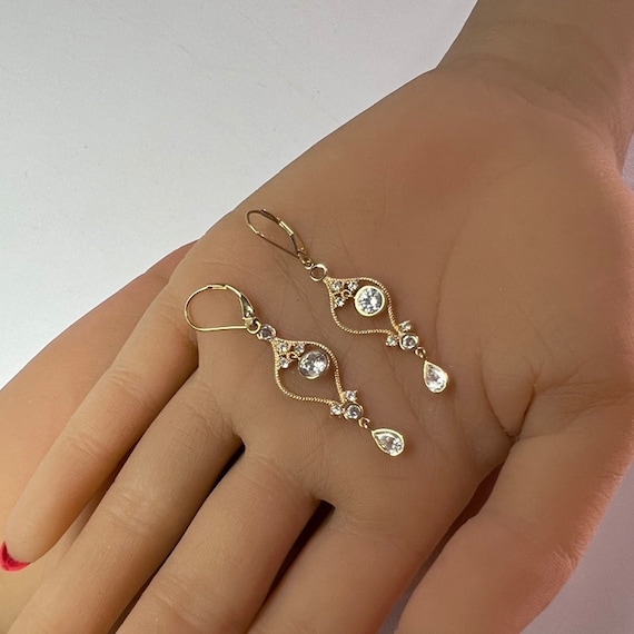 c. 2000 14k Gold Custom Made, Dangling, 18th Cent… - image 1