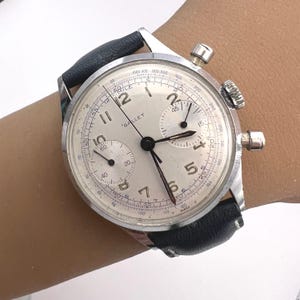 c. 1965 Vintage Stainless Steel Mid-Century Gallet Multichron Chronograph Watch. Original. Cleaned & Serviced on 7/14/2024. READY TO SHIP