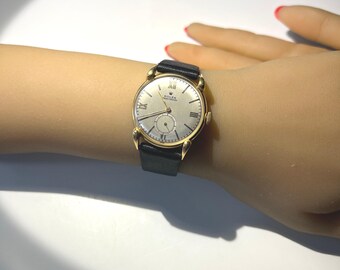 C. 1945 Vintage 18k Gold Rare, Collectible Mid-century Rolex