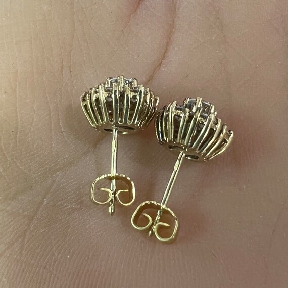 c. 1945 18k Gold Mid-Century Diamond Cluster Ear … - image 4
