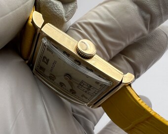 C. 1945 14k Gold Fine, Collectible and Original Mid-century C. 1945 14k Gold Fine, Collectible and Original Mid-century