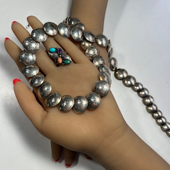 Important Balls Of Beads Vintage Native American Navajo Sterling Silver Necklace Important Balls Of Beads Vintage Native American Navajo Sterling Silver Necklace