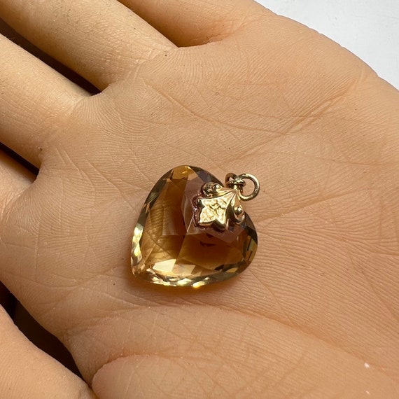 c. 1980 14k Citrine Heart Pendant Plus a Free Gif… - image 1