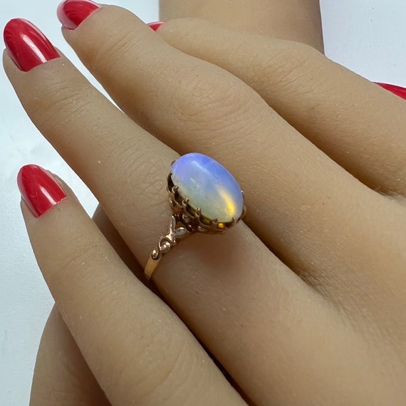 c. 1935 14k Gold Antique Victorian Opal Ring with 
