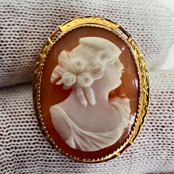 c. 1930 14k Vintage Cameo Pendant / Pin Combinati… - image 2