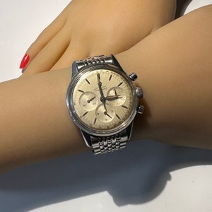 c. 1965 Rare Fine Collectible Stainless Steel Mid-Century Omega Seamaster Chronograph Watch. Included is a 400 Dollar Service & Restoration image 2