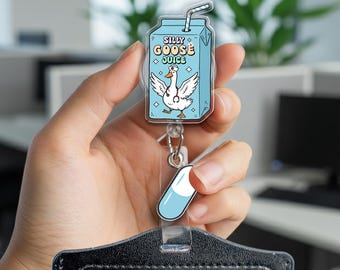 Registered Silly Goose Badge Reel Funny Gift For RN, Nursing Student Gifts,Funny Goose Badge Reel,Nurse ID Holder, Cuff 'Em Duck Clip G5QC09