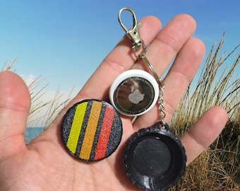 Apple Airtag Keychain Toyota Heritage Edition
