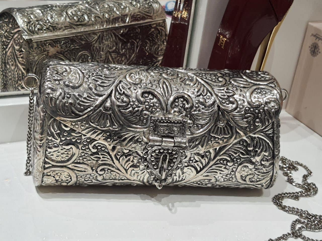 Buy Antique Silver Royal Women Purse 340VB693 Online from Vaibhav Jewellers