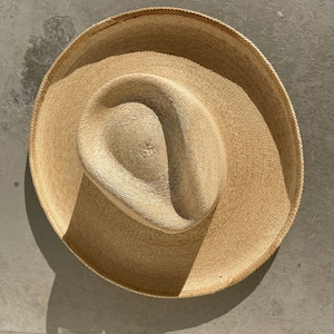 The Suntoasted Pencil Roll Brim Fine Palm Hat