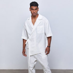 Men&#39;s Linen Kimono, Natural Linen Clothing,White Jacket, Linen Outfits for Man,Minimalist Outfits,Valentinesday Gift,Kimona Men,White Kimono