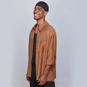 Camel oversized shirt, losse pasvorm, stijlvol shirt, shirt voor mannen, kwaliteit katoenen stof, minimalistisch, zomer stijl, kerstmis, geschenk, organische stof