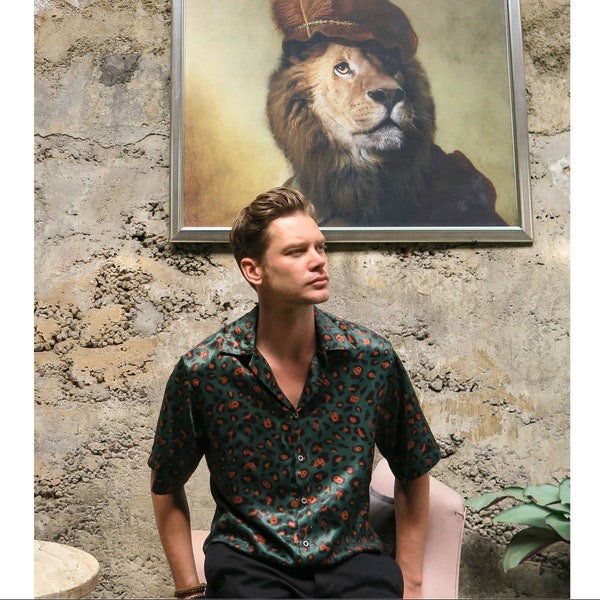 Green Leopard Short Sleeve Shirt - Silky Fabric, Breathable, Stylish Shirt, Shirt for men, Elegant Short Sleeve Shirt,Gift,Summer Clouthing