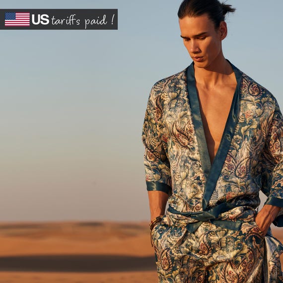 dressing gown silk mens Men's Satin Robe Lightweight,Men's Luxurious Silk Kimono Bathrobe Shower Spa Casual Solid Pajama Sleepwear with Belt at Amazon Men's Clothing store