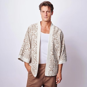 Chaqueta tipo kimono boho para hombre, cárdigan ligero, ropa de playa de inspiración azteca, atuendo boho para festivales, kimono de muselina con estampado étnico, Giftforhim imagen 1
