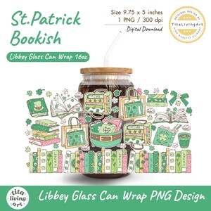 Może przedstawiać: Projekt opakowania na puszkę szklaną Libbey w tematyce Dnia Świętego Patryka. Projekt zawiera tekst "St. Patrick Bookish" oraz ilustracje książek, toreb i koniczyny. Opakowanie ma wymiary 24,77 x 12,7 cm.