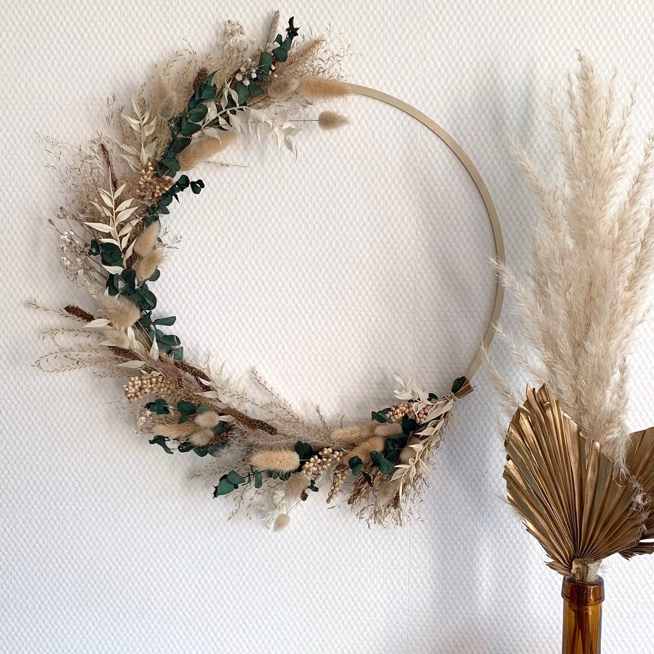 Couronne de Fleurs Séchées - D 40 cm Anneau Floral Suspension Murale Décoration Florale Idée Cadeau 