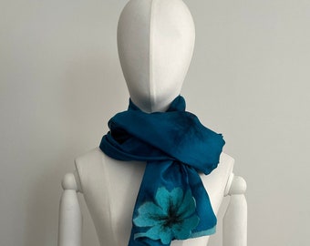 Floral Silk and Felt Pashmina Shawl Scarf, Mother's Day Gift, Woman Scarves, Girls Scarves, Birthdays Gift, Gift Ideas, Shawl