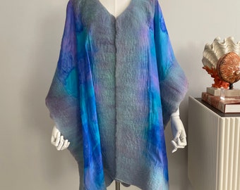 Cloak Poncho, Luxurious Poncho Shawl with irises, Unique felted Poncho Wrap, Hand-painted silk, Woman Poncho , Gift for her