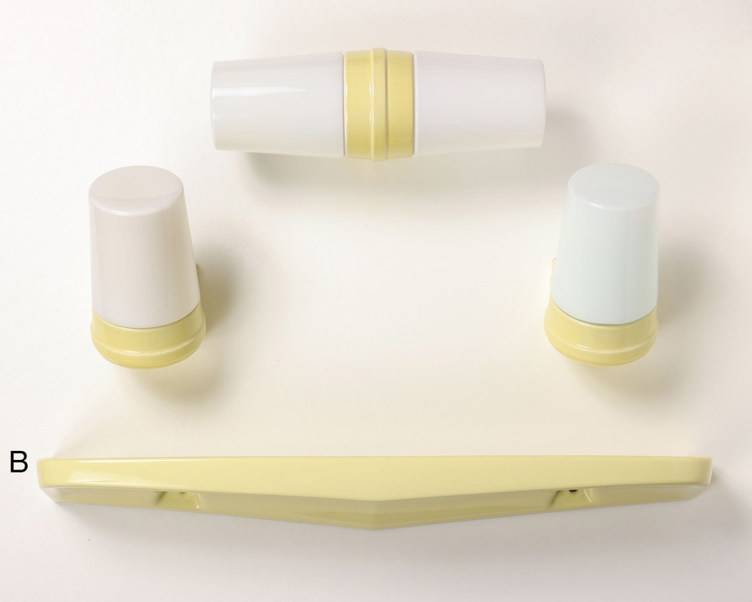 Complete Set of Light Yellow Bathroom Light and Shelf by Sigvard