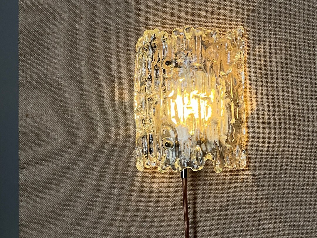 Beautiful Wall Lamp, Sconces Attribute to Franken Kalmar, Crystal and