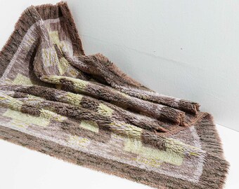 Rya Rug (L) Vintage 1970s Danish Shag Rug with Geometric Squares in Olive, Yellow & Brown