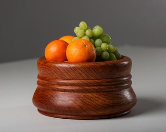 Bol para ensalada danés vintage de madera de teca, diseño moderno de mediados de siglo.