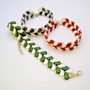 Christmas Bracelet, Red, Black, Green Beaded Bracelet, Christmas Candy Cane Bracelet,Slim Statement Beaded Bracelet,Elegant Women&#39;s Bracelet
