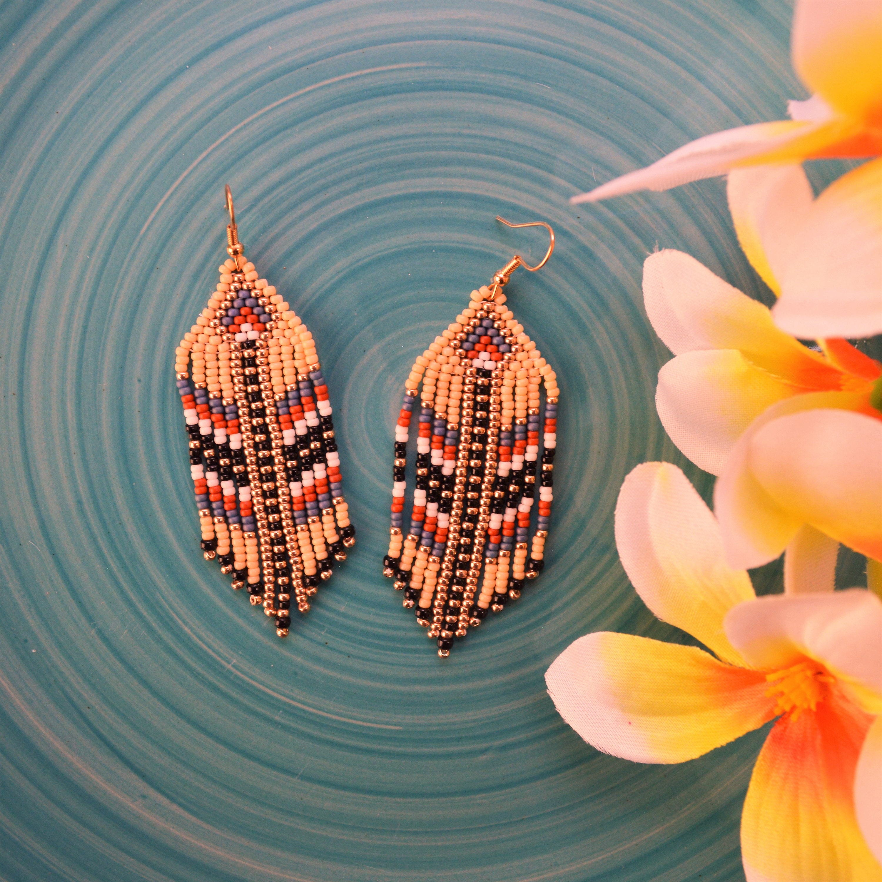 Boucles D'oreilles USA Chunky Dangle Drop - Motif Feuille Léger Crème - Alliage Sans Plomb Et Hypoallergénique - Neuf Sans Emballage