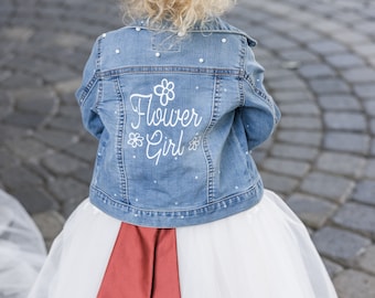 Bloemenmeisje Jean Jacket Gepersonaliseerde jas Bloemenmeisje cadeau Bloemenmeisje jas Aanpasbare Pearl Jean Jacket Gepersonaliseerde bloemenmeisje cadeau