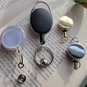 Retractable Badge Holder | ID Holder Lanayrd | Badge Reel for Lanyard, Retractable Reel