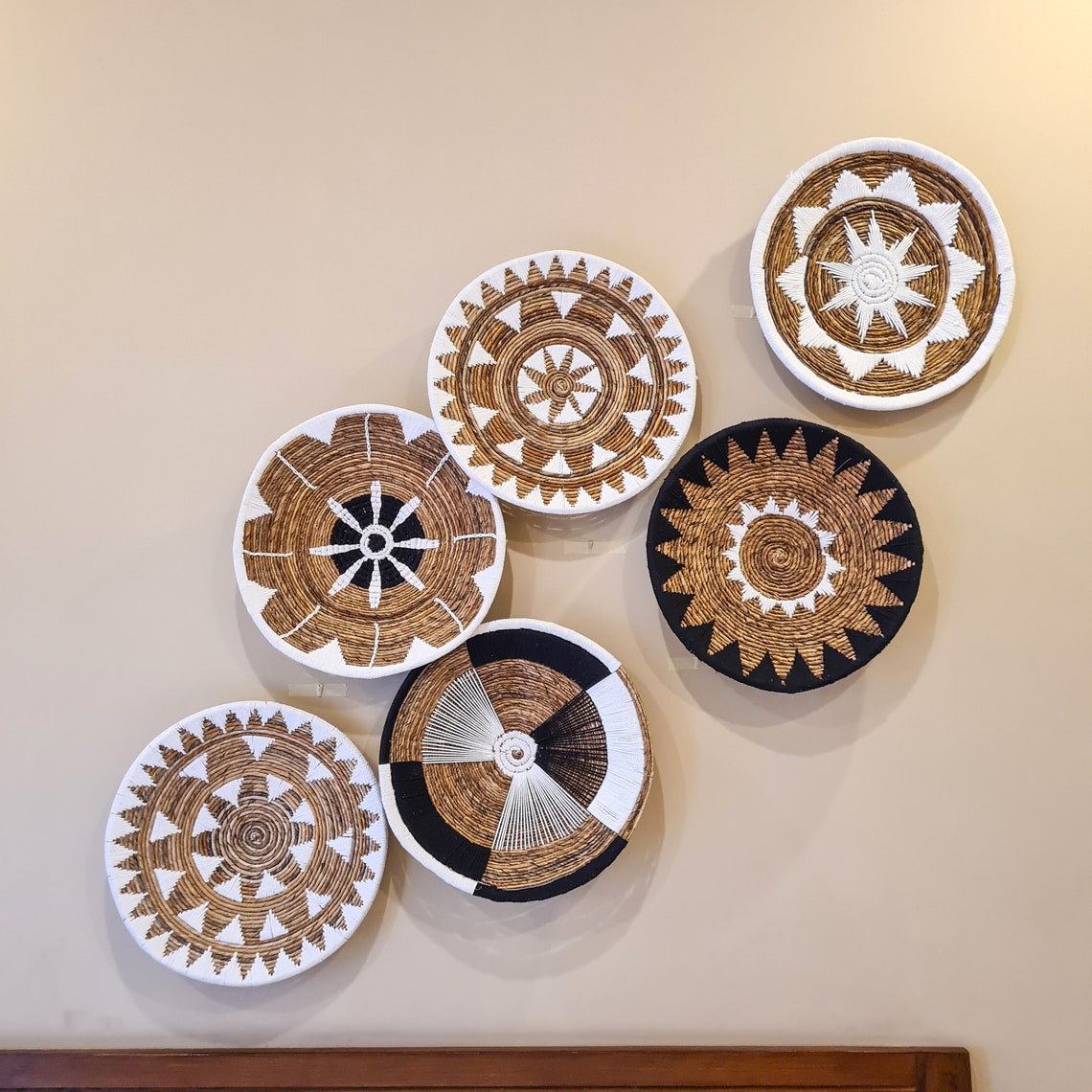 Set of 6 Pcs Wall Decor Wicker Plates Wall Basket Bohemian Pendant