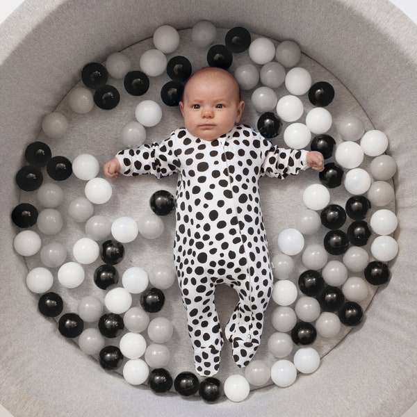 Dalmatian Onesie Sleep Suit, Dalmatian Print Babygrow, Baby Pajamas, Unisex Cute Baby Onesie, Baby Romper, New Baby Gift, Baby Shower Gift