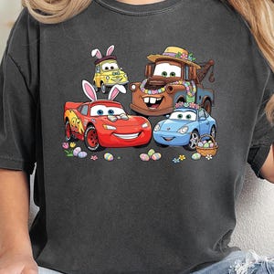 Disney Cars Easter Shirt, Lightning McQueen Mater Bunny Tee, Pixar Spring Egg Hunt Graphic Tee, Comfort Colors Disney Easter Shirt bild 1