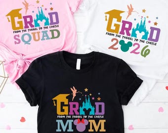 Camiseta de graduación de Disney 2026, camiseta de viaje familiar al castillo de graduación, camiseta de viaje de graduación a Magic Kingdom, camiseta de la clase de 2026, camiseta de graduación de Mickey, mamá de graduación de Disney