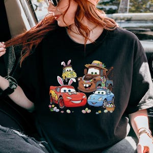 Disney Cars Easter Shirt, Lightning McQueen Mater Bunny Tee, Pixar Spring Egg Hunt Graphic Tee, Comfort Colors Disney Easter Shirt bild 4