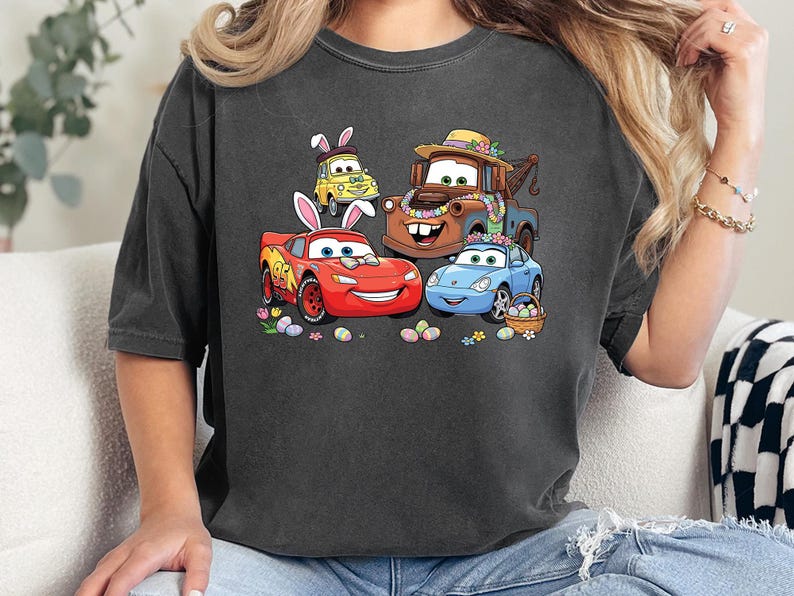 Disney Cars Easter Shirt, Lightning McQueen Mater Bunny Tee, Pixar Spring Egg Hunt Graphic Tee, Comfort Colors Disney Easter Shirt bild 1