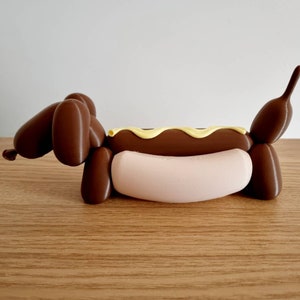 Hotdog Balloon Dog image 3