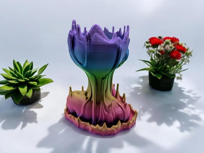 Melting Lady Planter - Unique Aesthetic Home Decor - Quirky Gift for Plant Lovers image 3