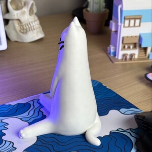 Kawaii Sitting Cat image 4